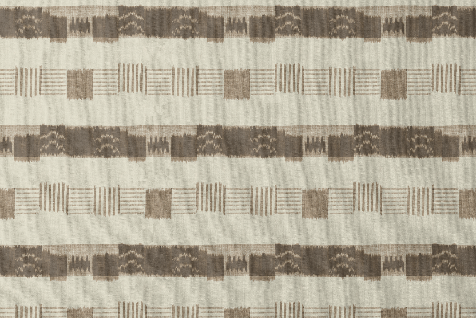  #material_Corduroy,Donegal,Hopscotch,Mohair Alta™ DWR,Newport,Relic,Zig Zag,Sunshine,Charlotte,Equinox