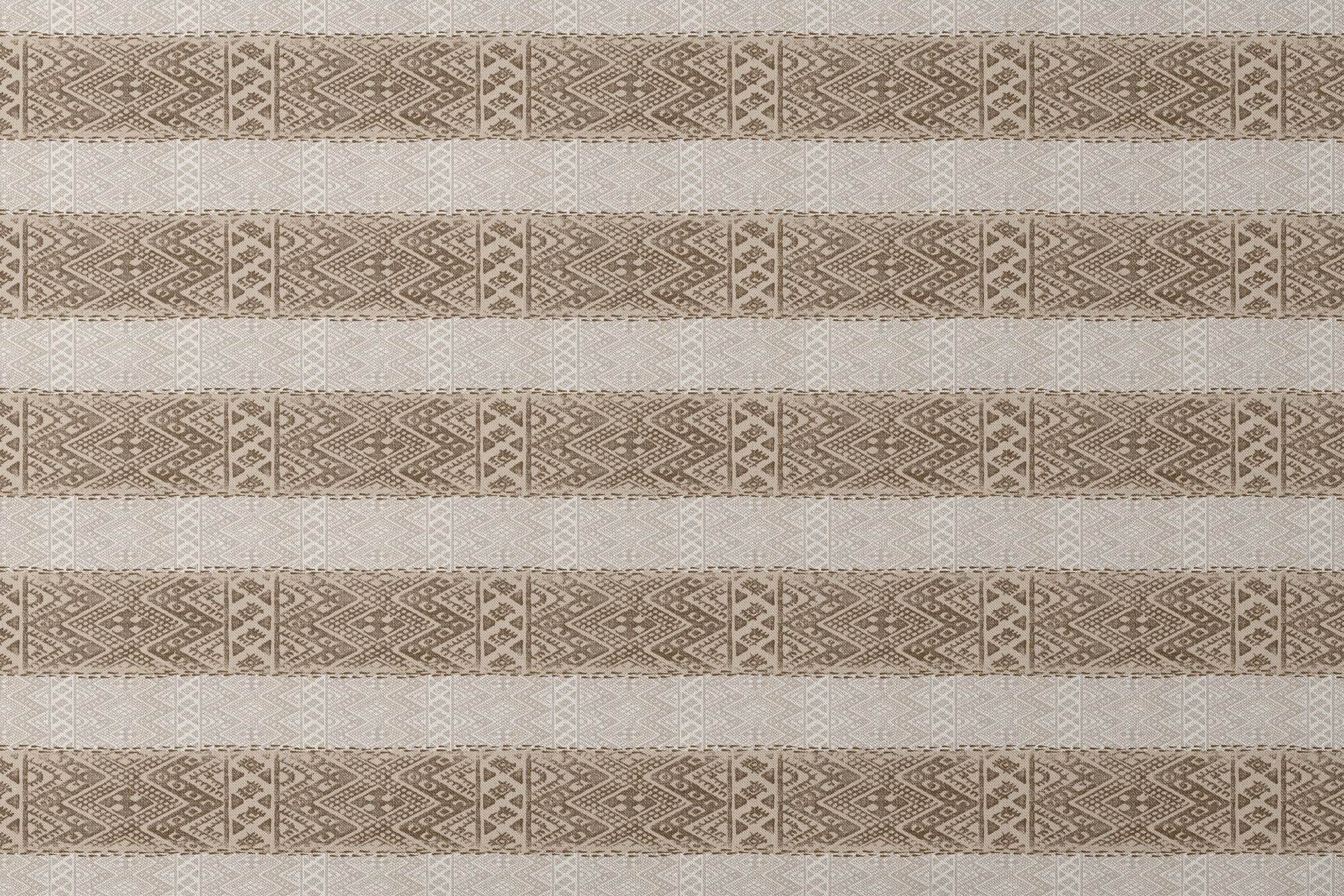  #material_Corduroy,Donegal,Hopscotch,Mohair Alta™ DWR,Newport,Relic,Zig Zag,Sunshine,Charlotte,Equinox