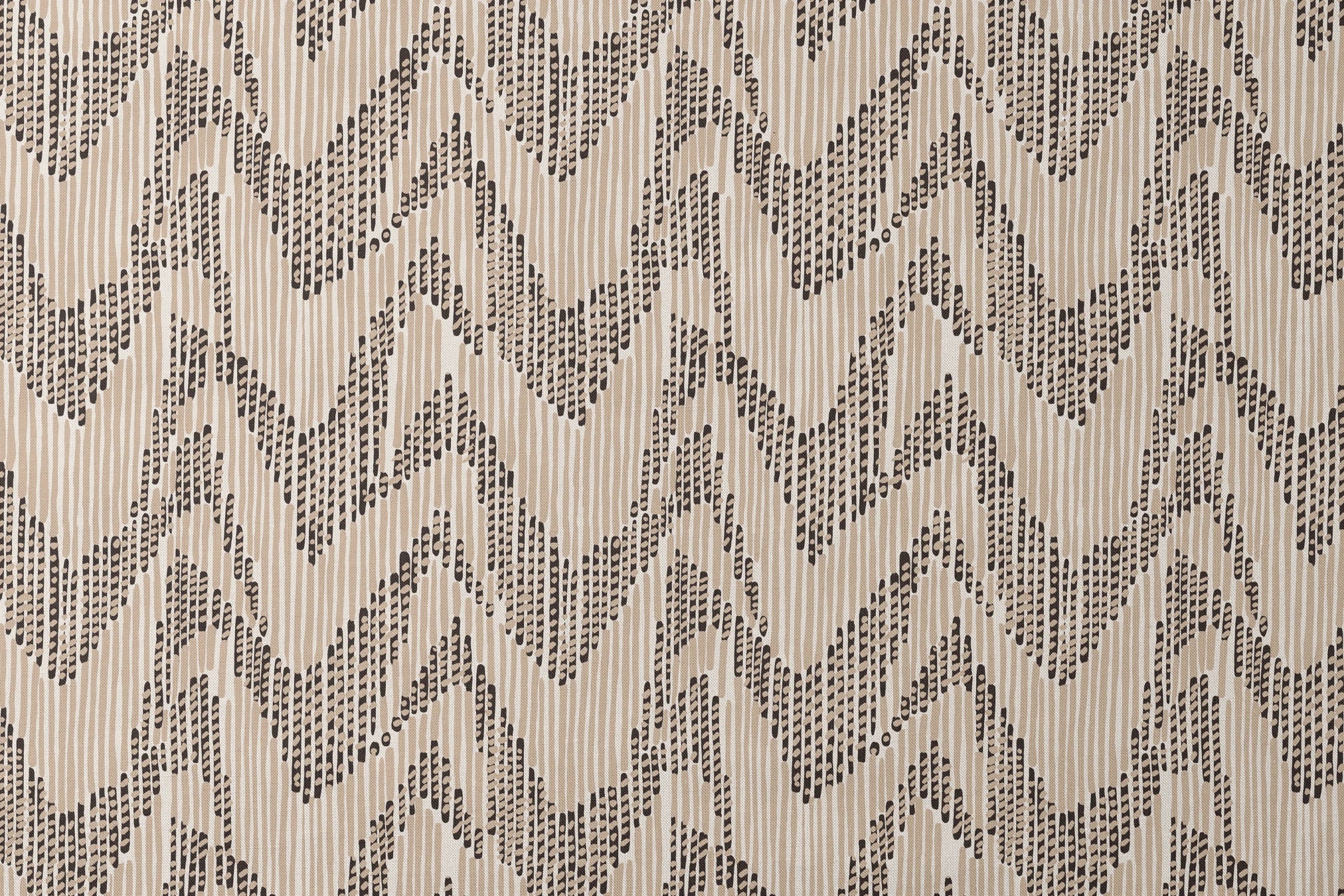  #material_Corduroy,Donegal,Hopscotch,Mohair Alta™ DWR,Newport,Relic,Zig Zag,Sunshine,Charlotte,Equinox