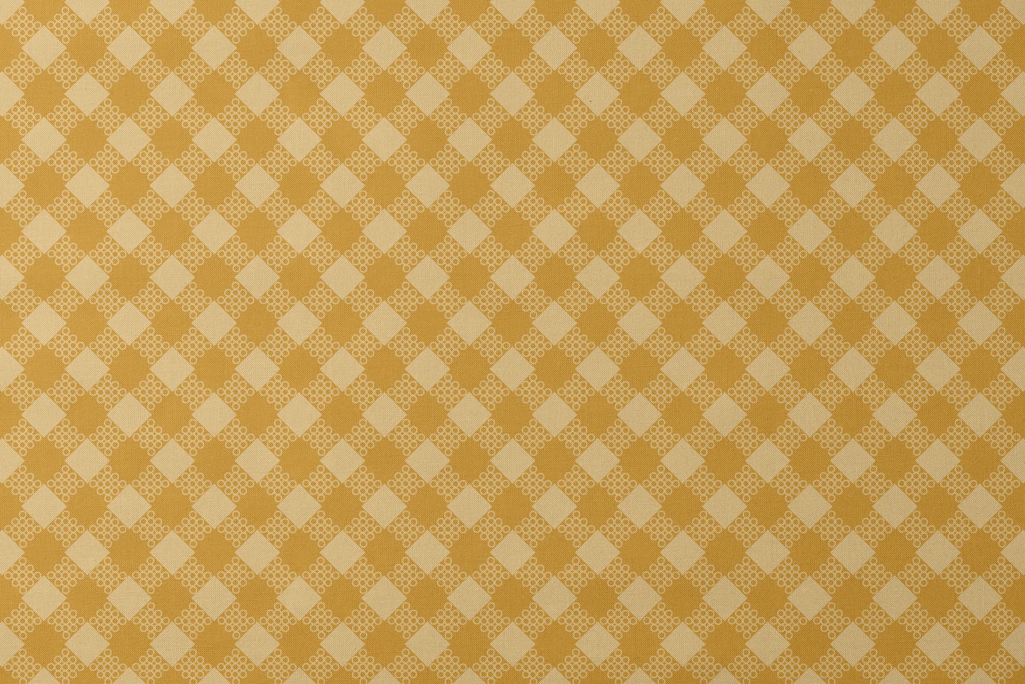 #material_Corduroy,Donegal,Hopscotch,Mohair Alta™ DWR,Newport,Relic,Zig Zag,Sunshine,Charlotte,Equinox