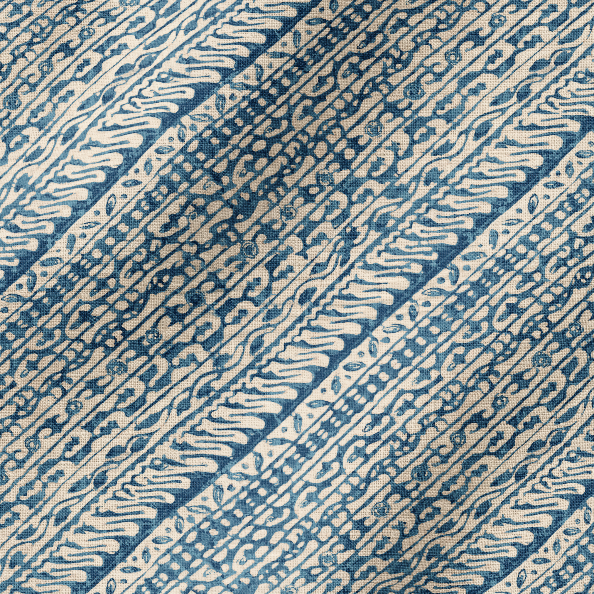  slightly rippled fabric #material_Newport