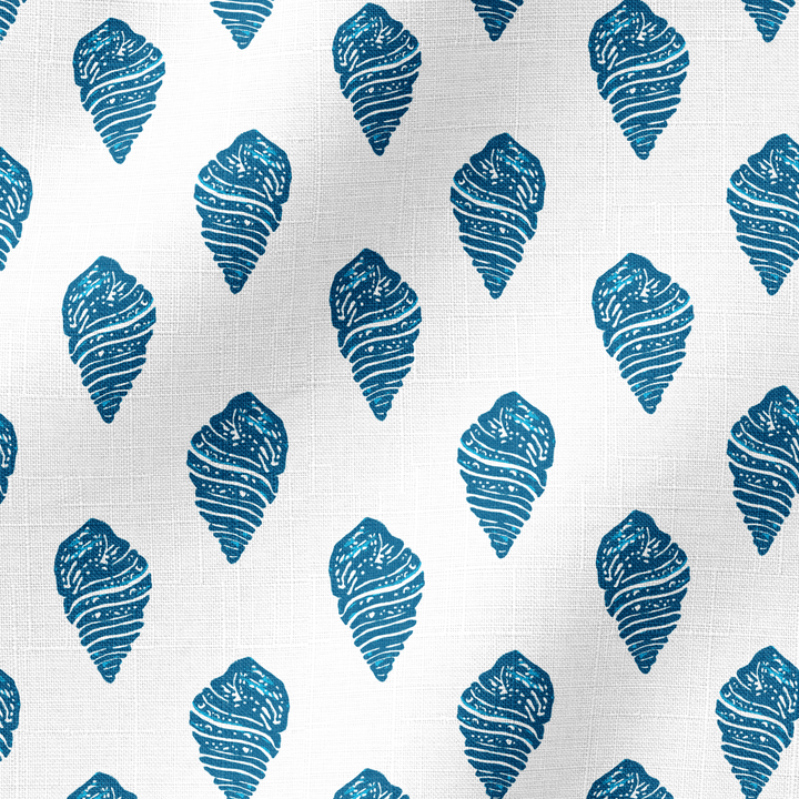  slightly rippled fabric #material_Newport