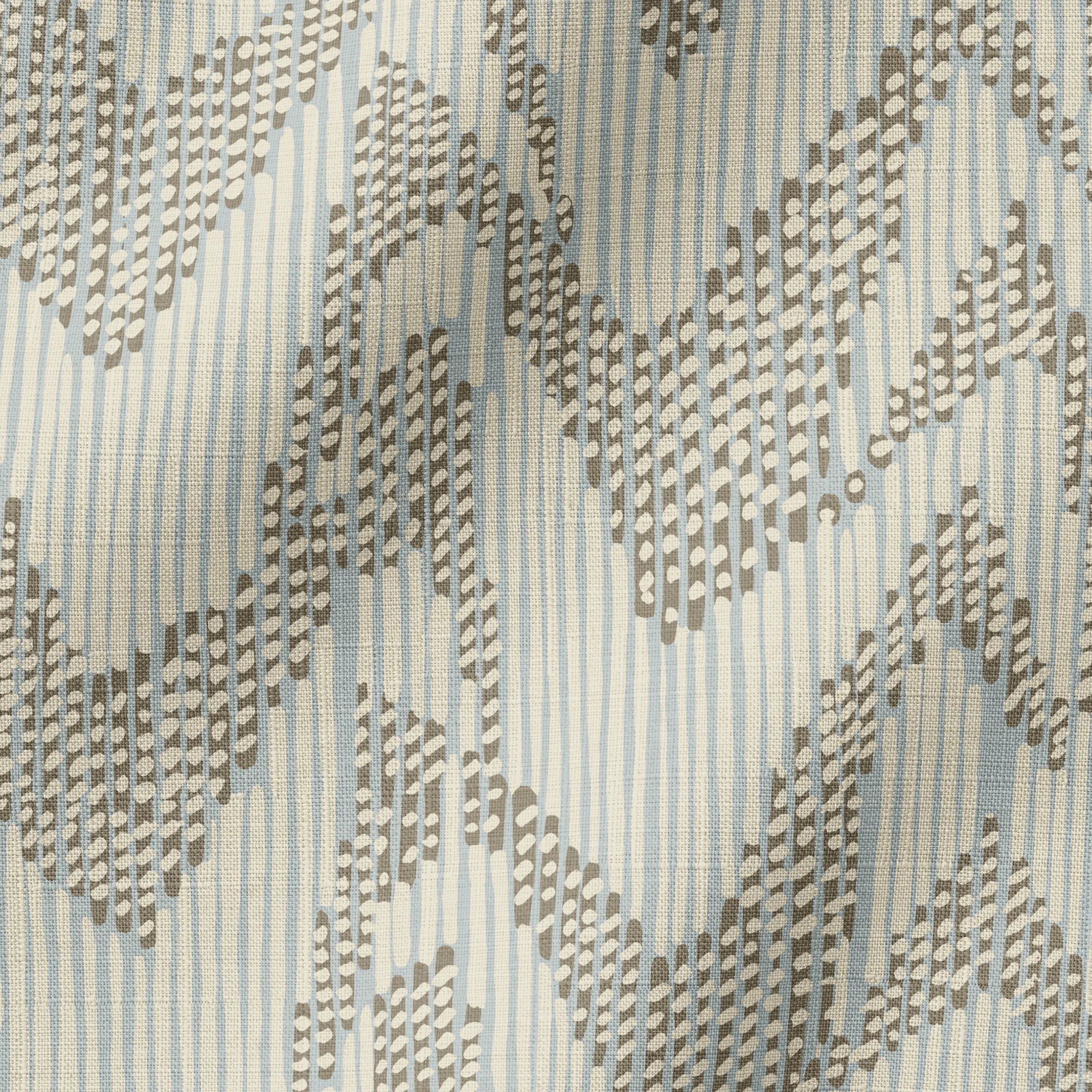  slightly rippled fabric #material_Newport